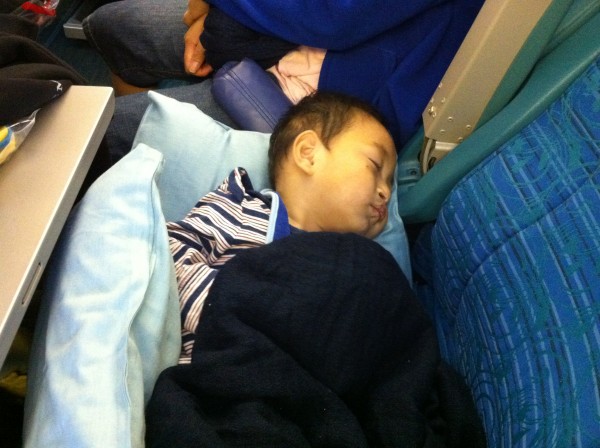 2010.12.12 - Sleeping on the Plane