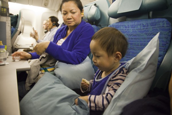 2010.12.12 - Eating on the Plane