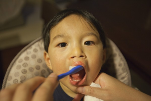 2011.7.13 - Brushing upper teeth