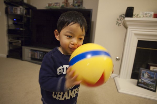 2011.11.21 - Throwing Luxo Ball