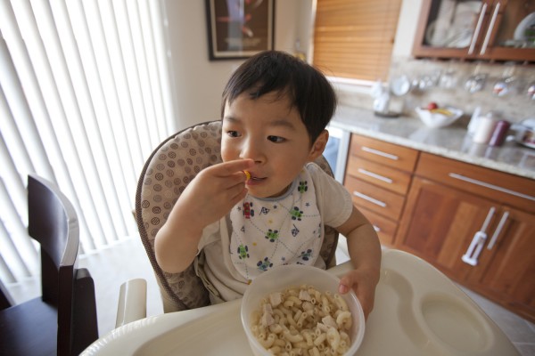 2011.2.25 - Eating Lunch