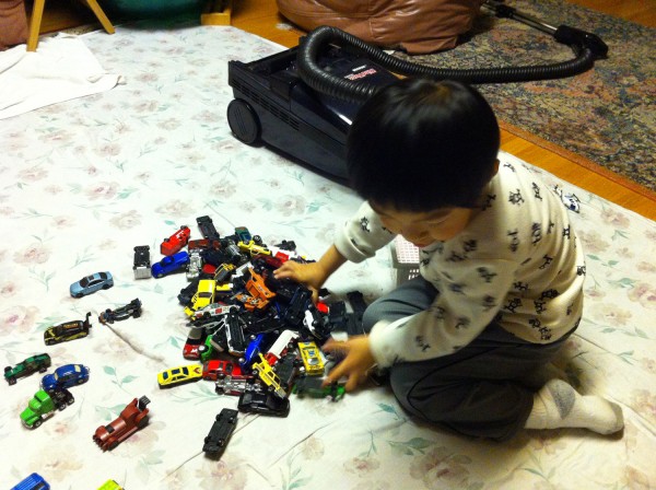 2013.6.24 - Lots of Cars