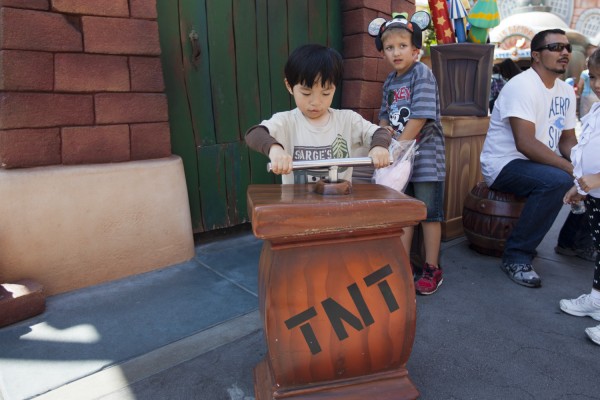 2013.8.2 - TNT