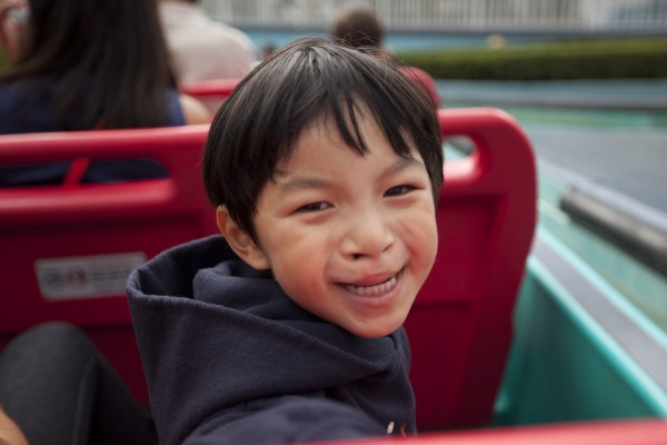 2013.8.3 - Small World