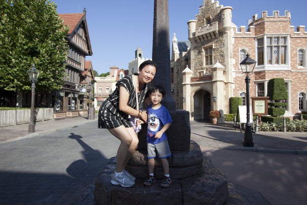 2013.9.8 - Epcot Morning
